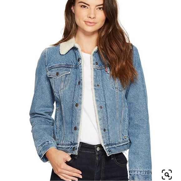 LEVI'S Women's Original Sherpa Trucker Jean Jacket - Picture 2 of 7